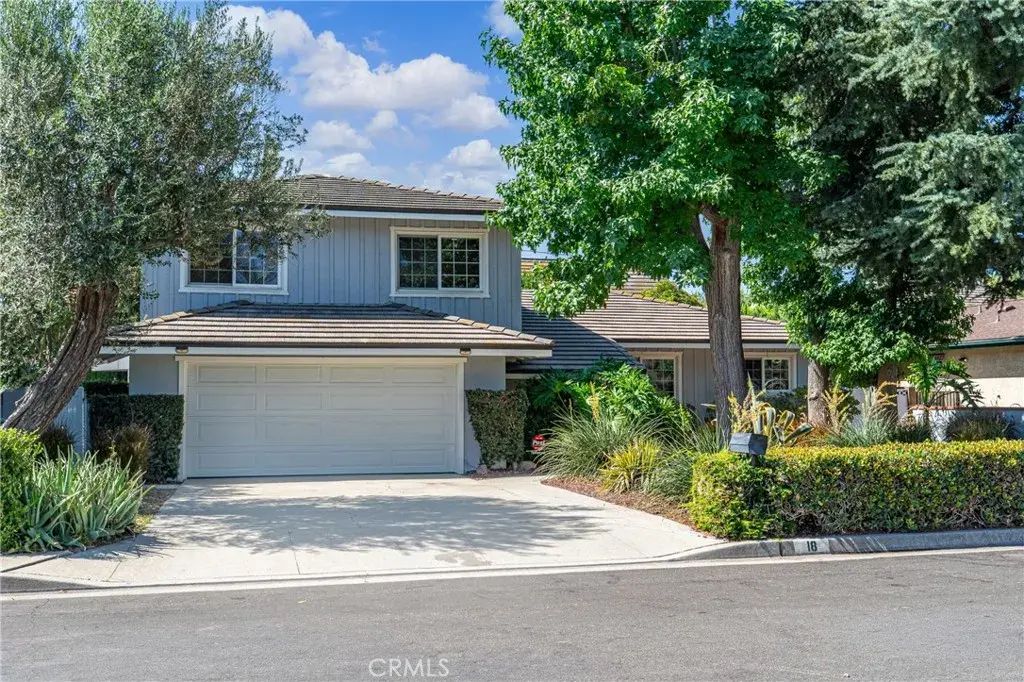 18 W Rodell Place, Arcadia