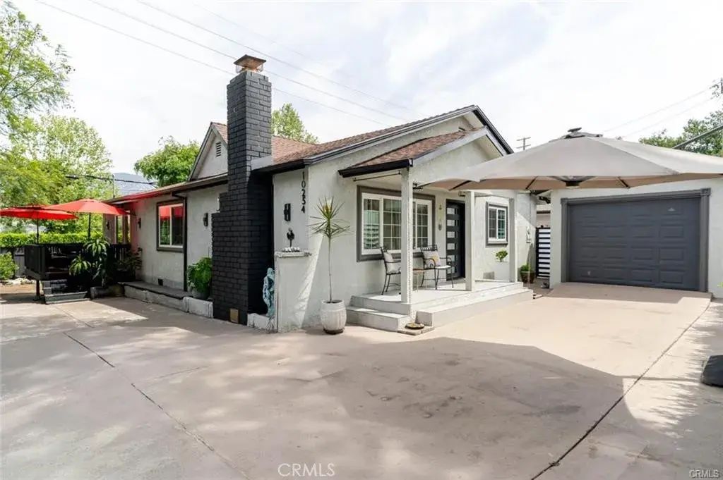 10254 Floralita Avenue, Sunland