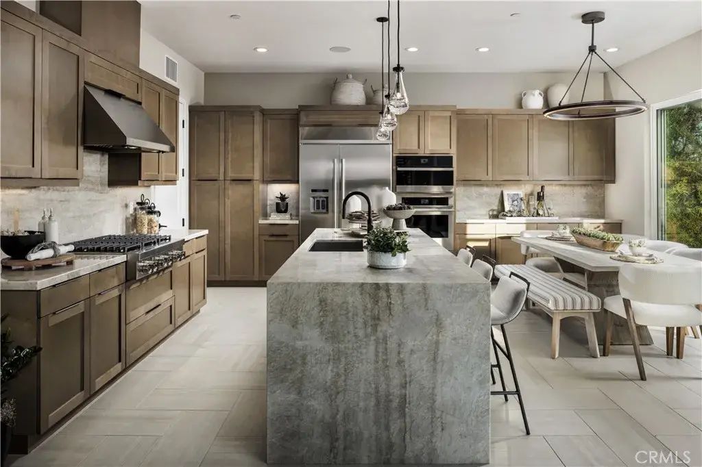2255 Sagebrush Loop, Montebello