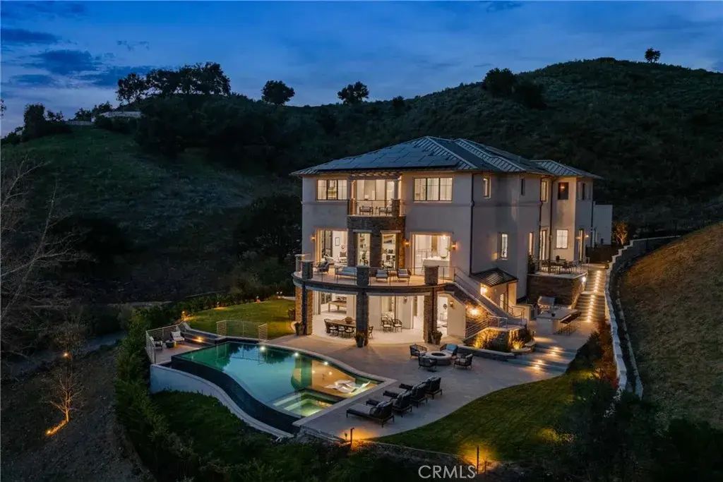 26773 Mulholland, Calabasas