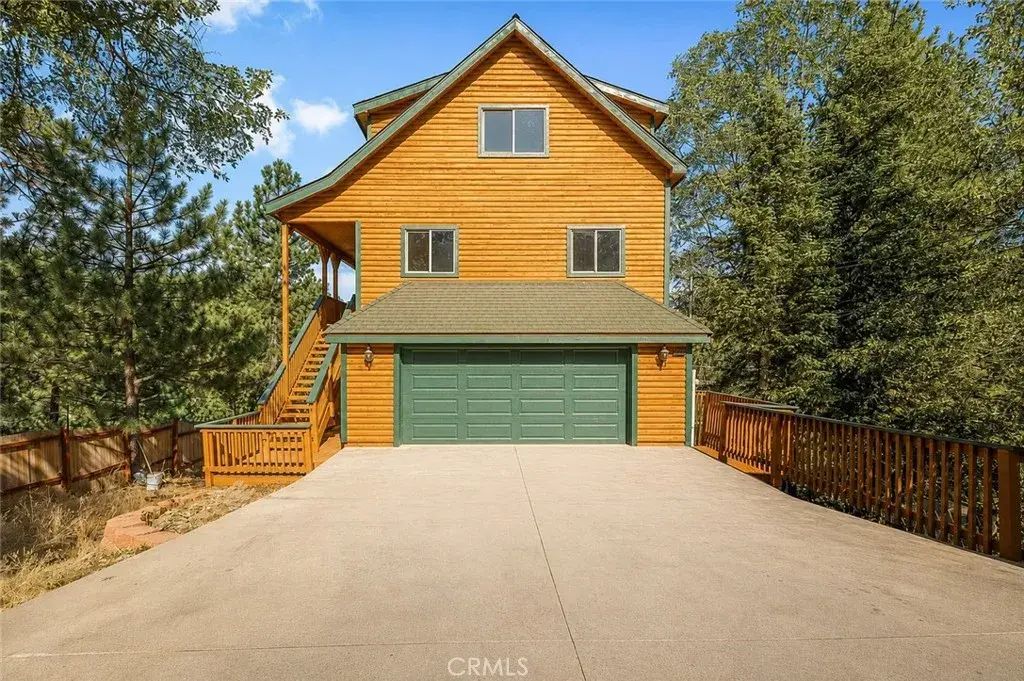 32792 Deer Lick Drive, Running Springs