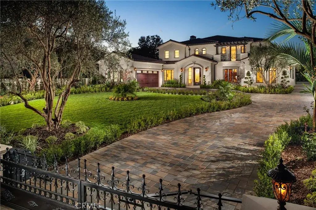 251 Longley Way, Arcadia