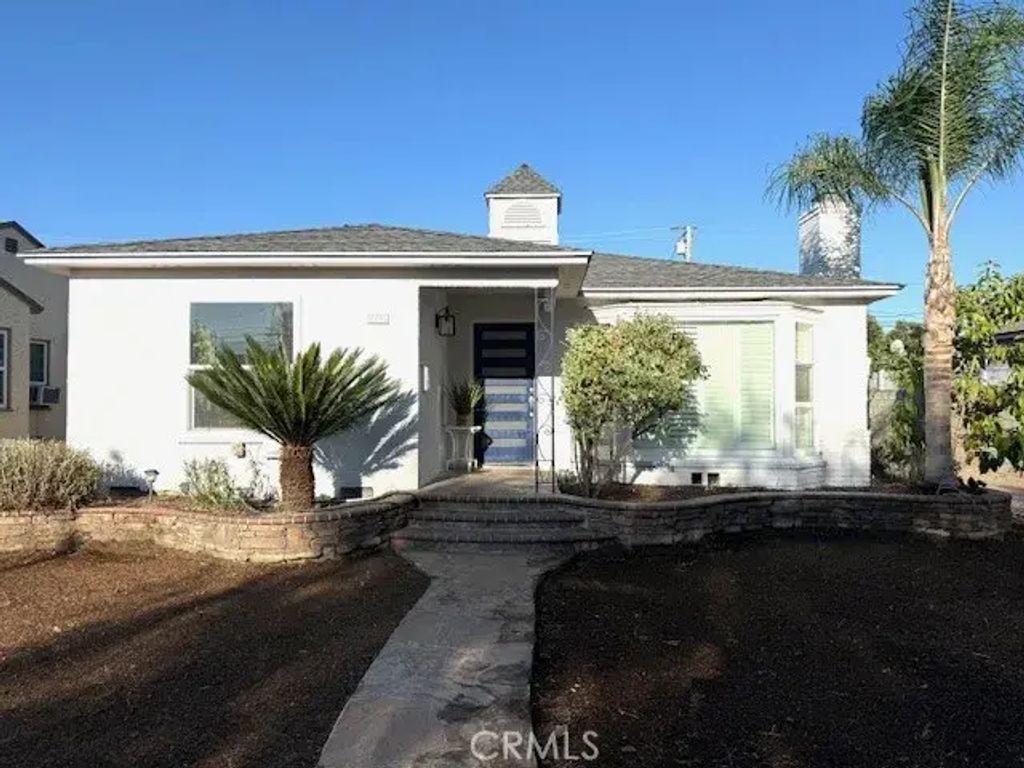 2720 San Francisco, Long Beach