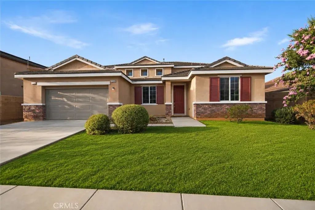 12540 Aragonite Way, Jurupa Valley