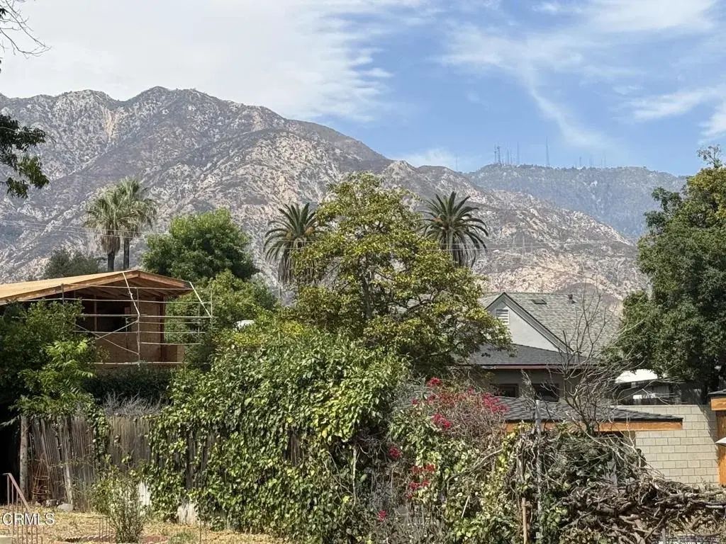 591 Alameda, Altadena