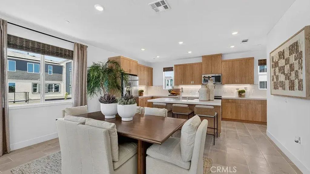 500 Park Drive 21, Carson