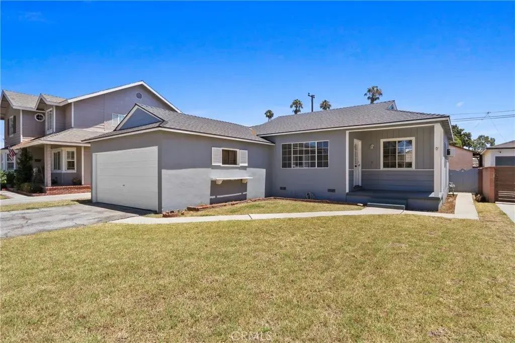 4422 Knoxville, Lakewood