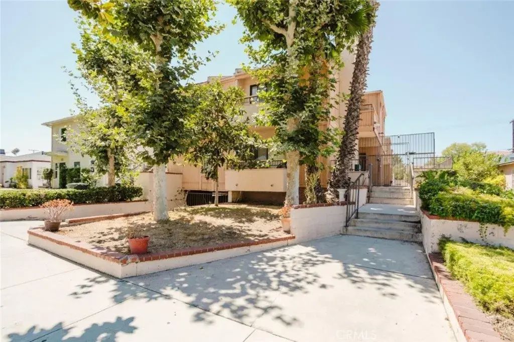 608 Hawthorne Street C, Glendale