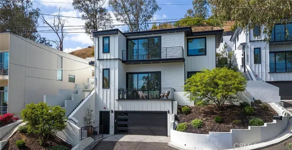 6561 Pickwick Street, Los Angeles