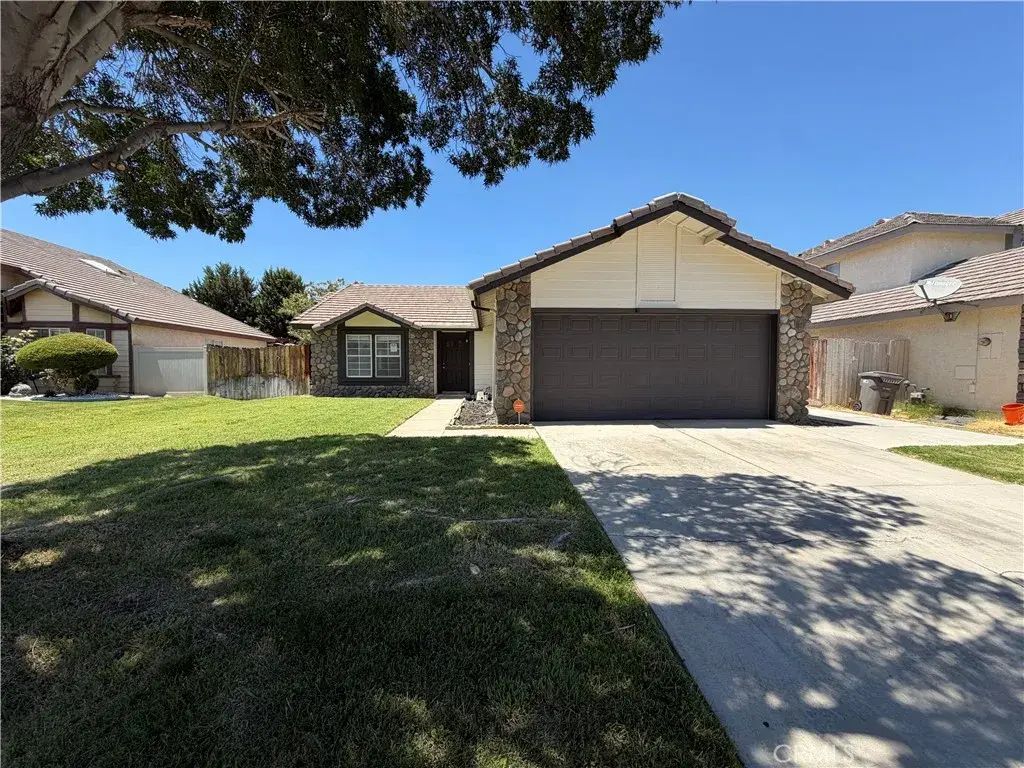 44937 Gloriosa Lane, Lancaster