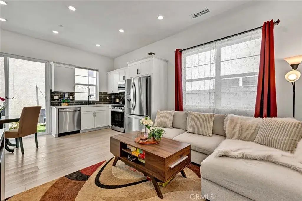 2412 E Encanto Paseo, Ontario