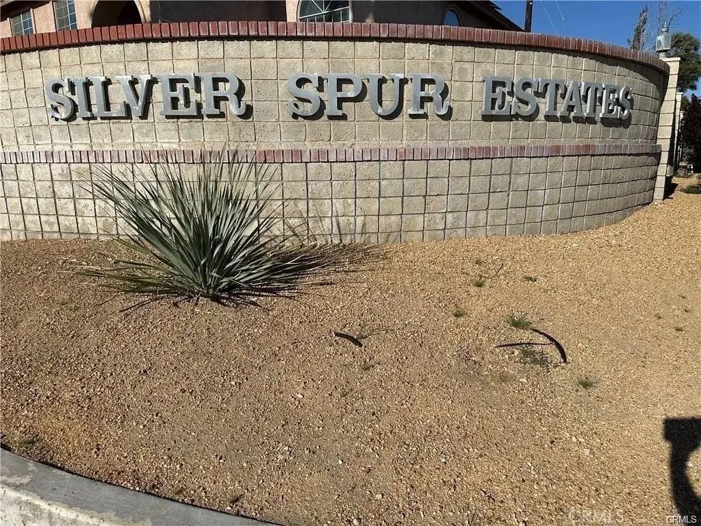 Silver Lace, Barstow