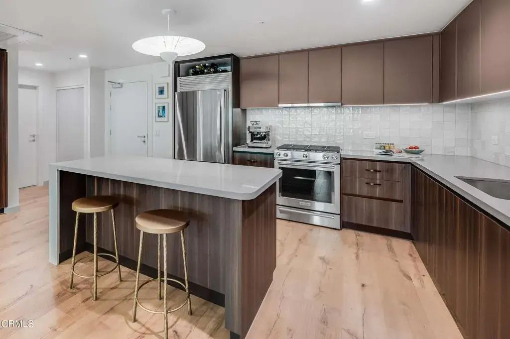 39 S Los Robles Avenue 5016, Pasadena
