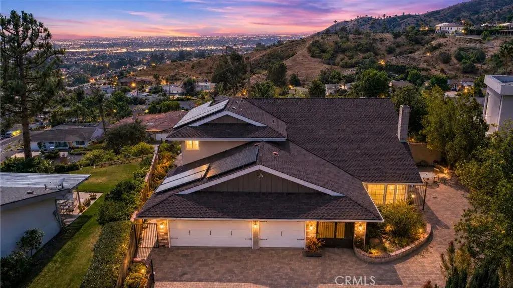 3003 Mesa Verde Drive, Burbank