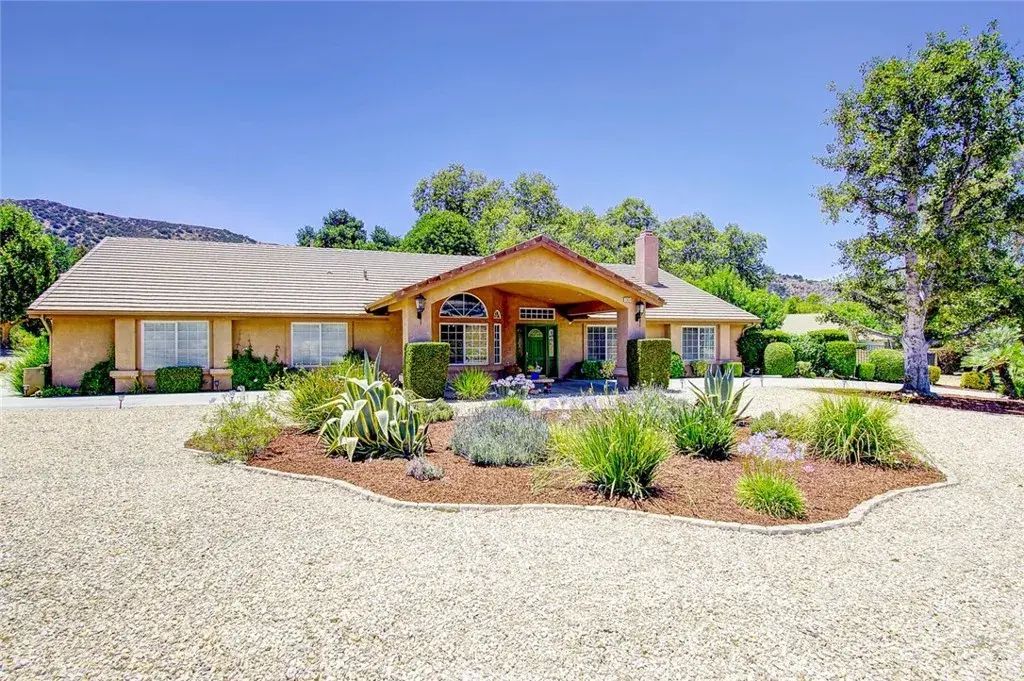 13634 Oak Mesa Drive, Yucaipa