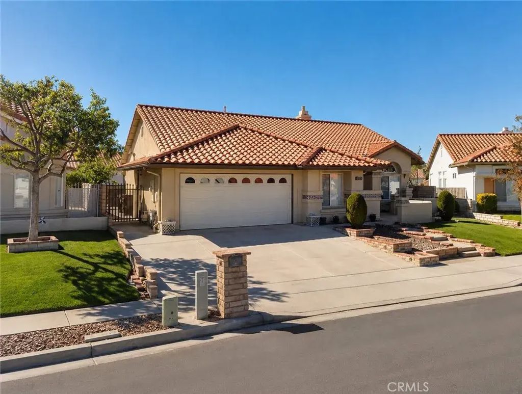 1773 Papaya Tree, Hemet