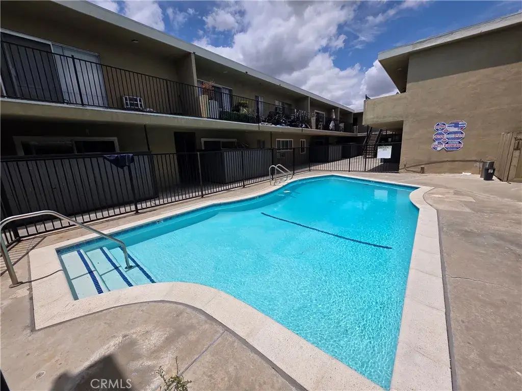 14609 Saticoy 24, Van Nuys