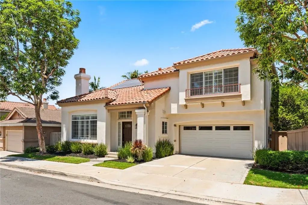 8227 E Candleberry Circle, Orange