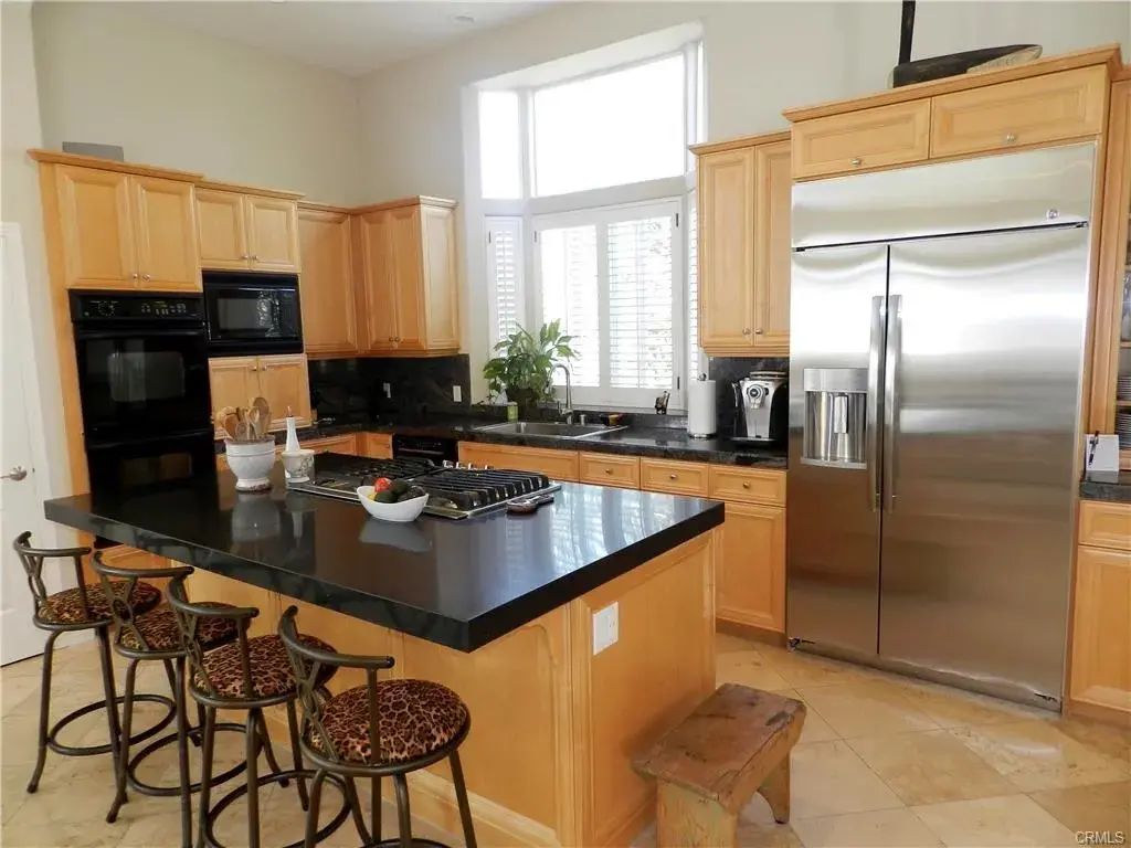 715 S Broadway B, Redondo Beach