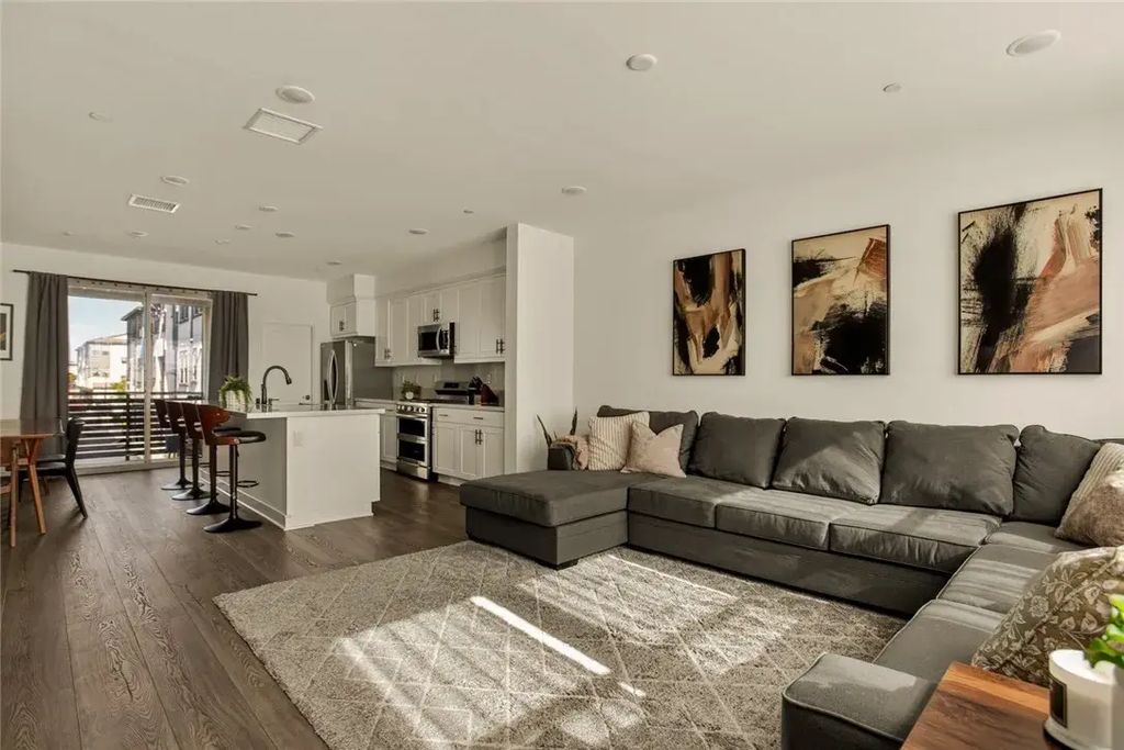 10305 Triple Crown Lane, Cypress