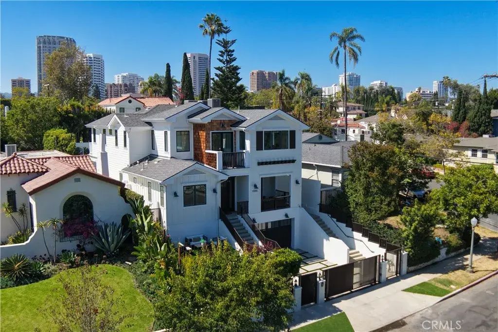 10555 Holman, Los Angeles