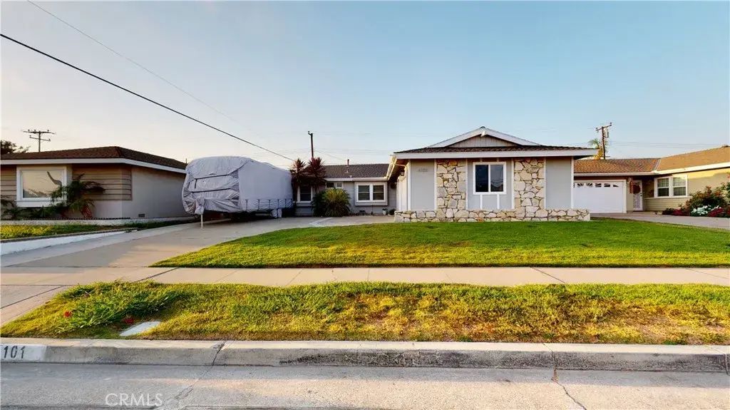 6101 Cornell, Huntington Beach