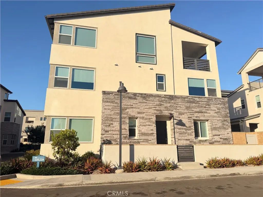 228 Lexford, Irvine
