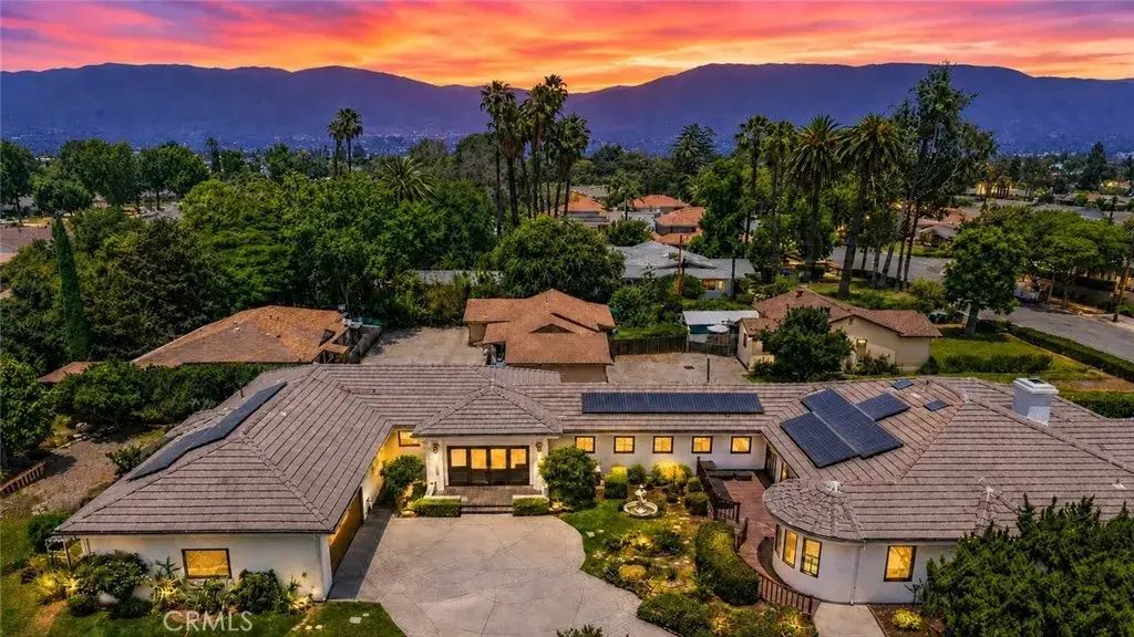 1209 S 8th Avenue, Arcadia