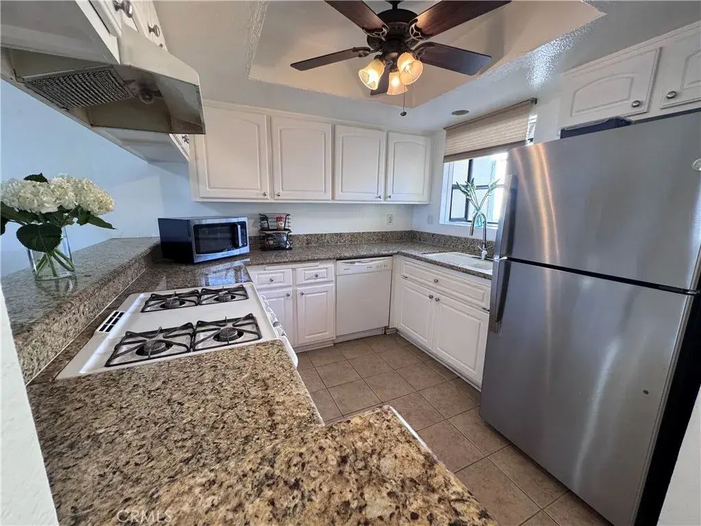 3516 E Ransom Street 303, Long Beach