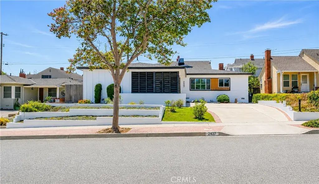 2437 Westmont, Alhambra