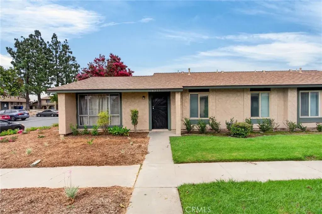 6377 La Mirada Way, Riverside