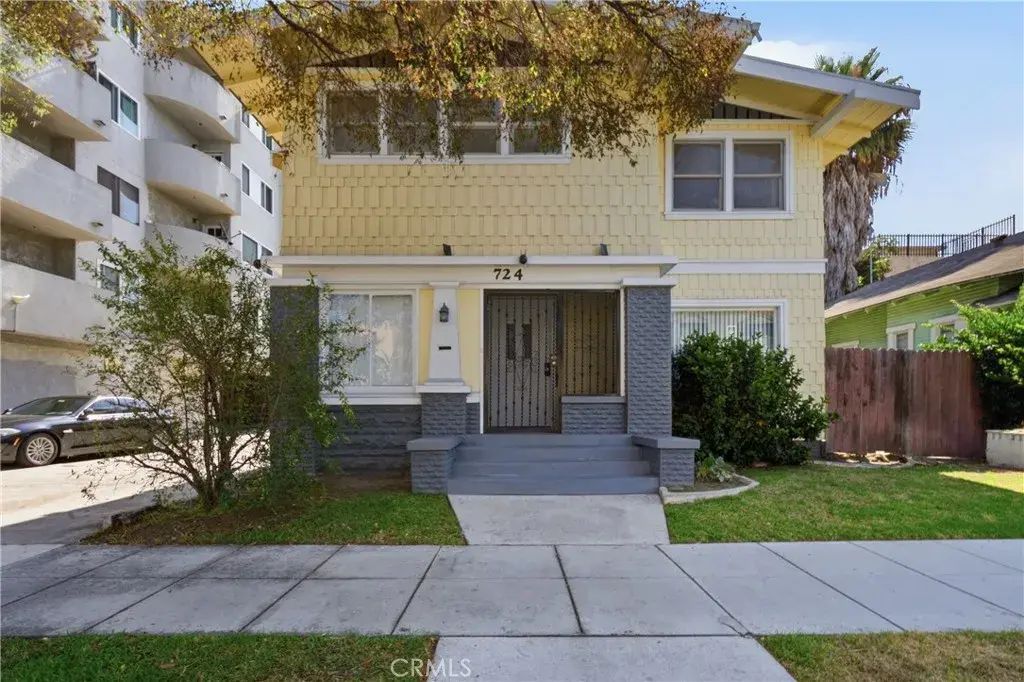 724 Elm Avenue, Long Beach