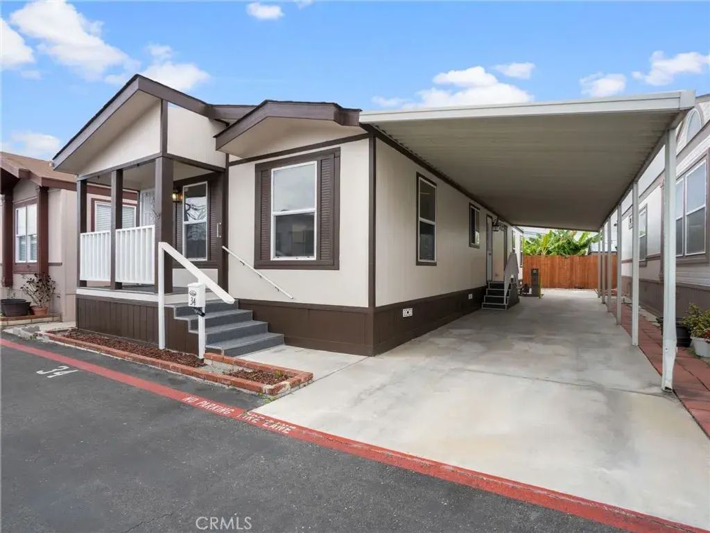 24200 Walnut 34, Torrance