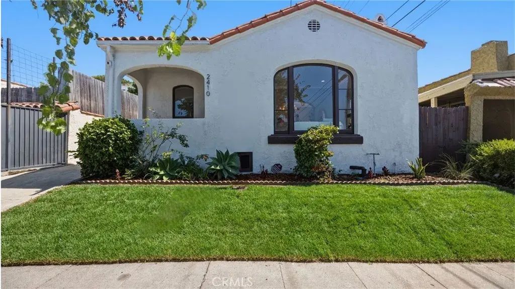 2410 W 70th, Los Angeles