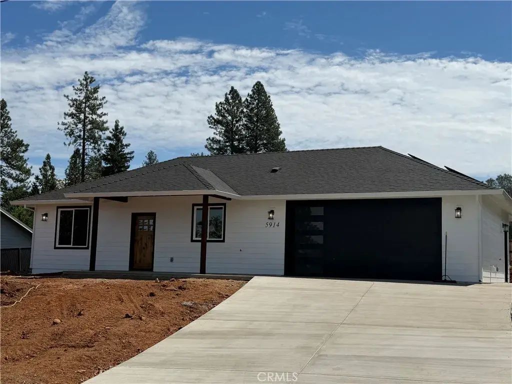 5914 Crestmoor, Paradise
