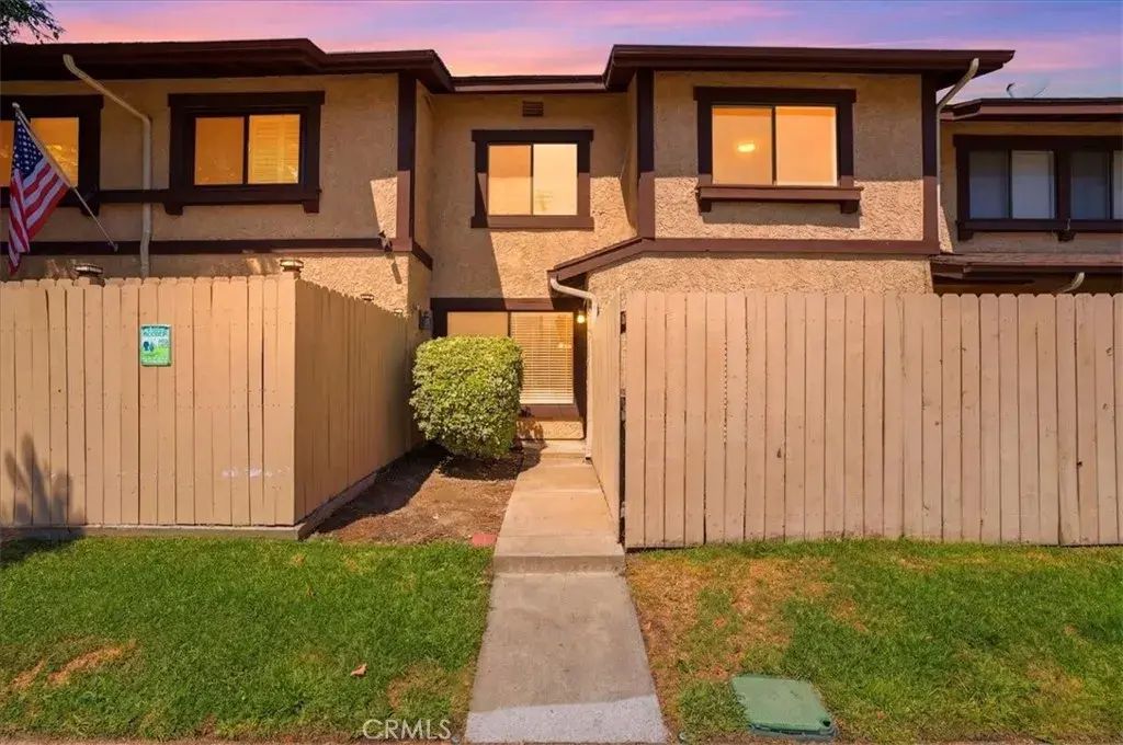 8601 Sunland 5, Sun Valley