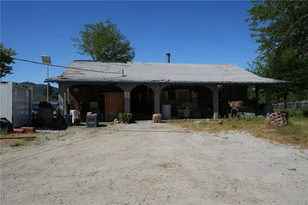 22070 W Pozo, Santa Margarita