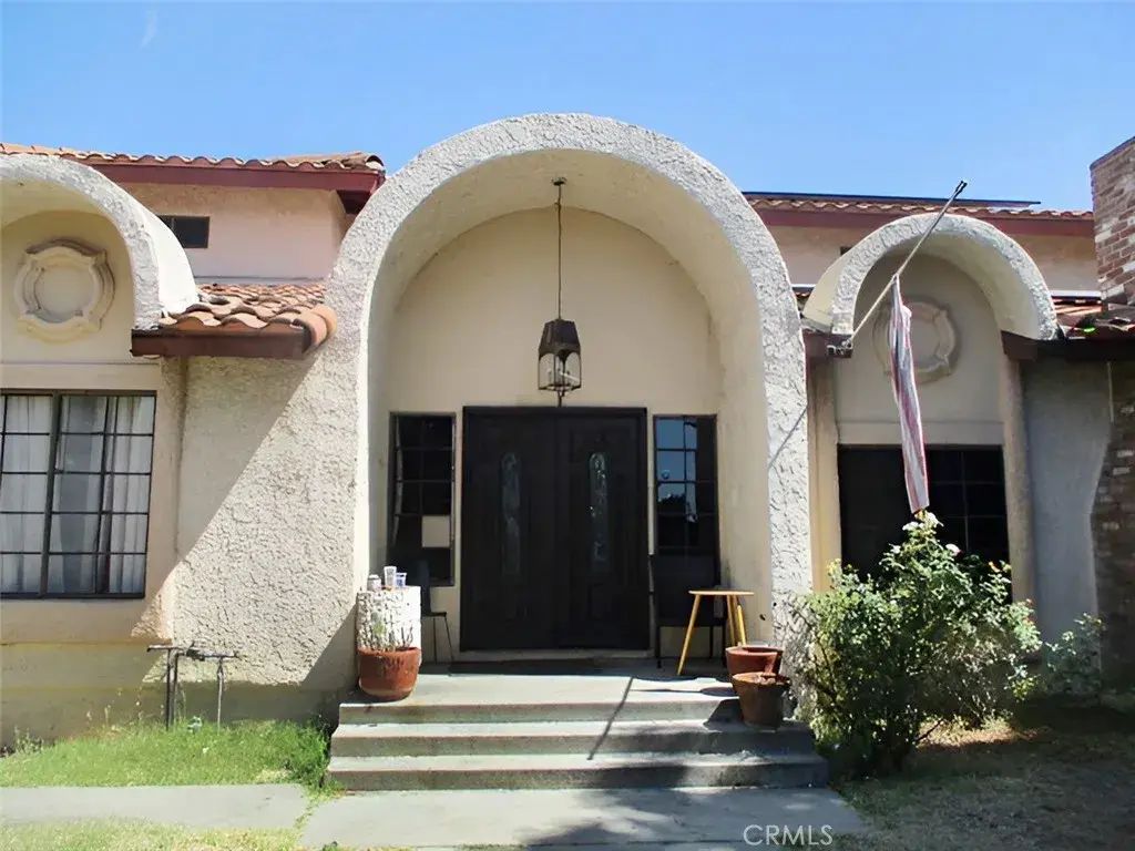 16815 Parthenia, Northridge