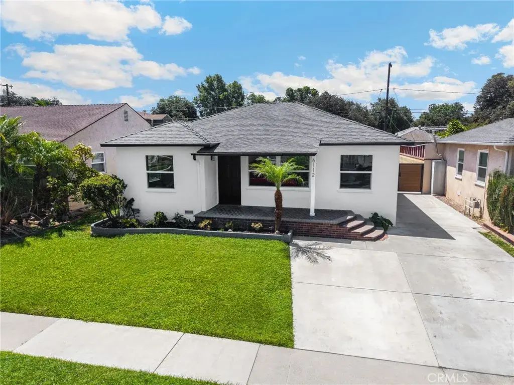 6112 Freckles, Lakewood