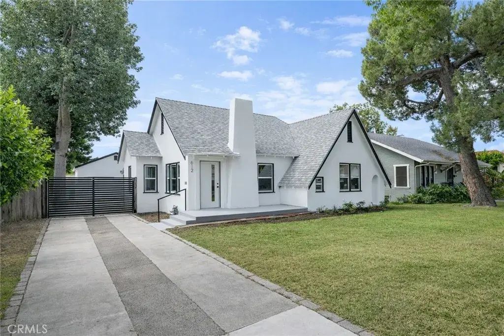 612 King Street, Monrovia