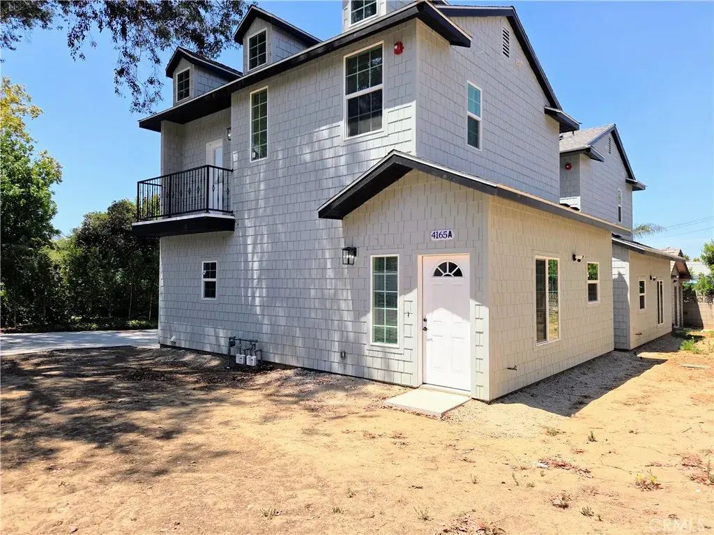 4165 Country Club Drive, Long Beach