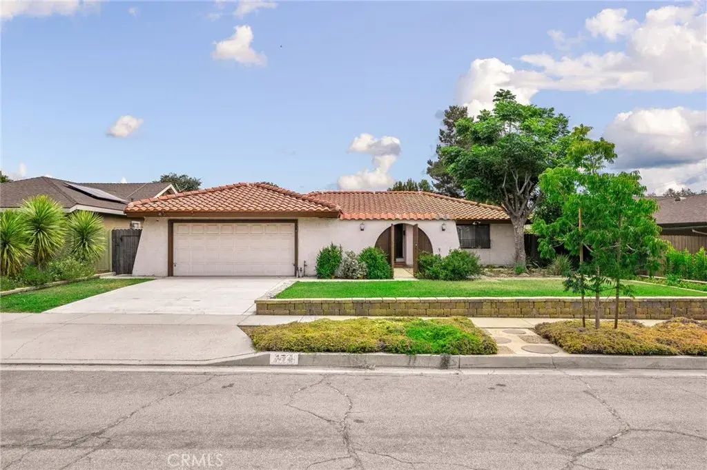 174 Fulton, Upland