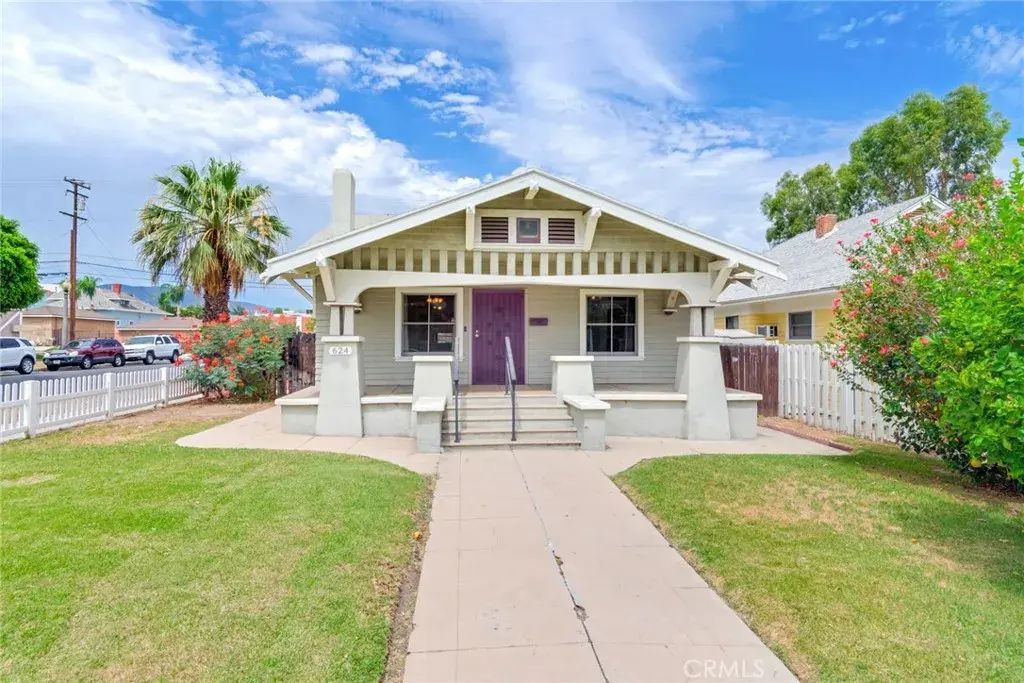 624 S Victoria, Corona
