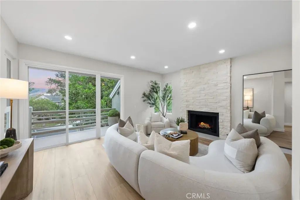 14 Highland, Irvine
