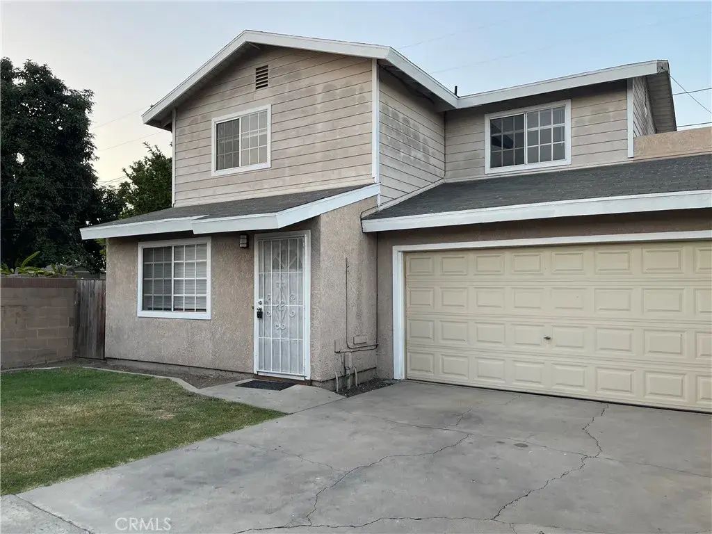 1077 E 71st Way, Long Beach