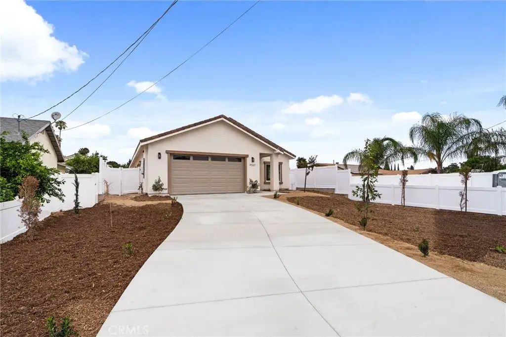 9267 Duncan Avenue, Riverside