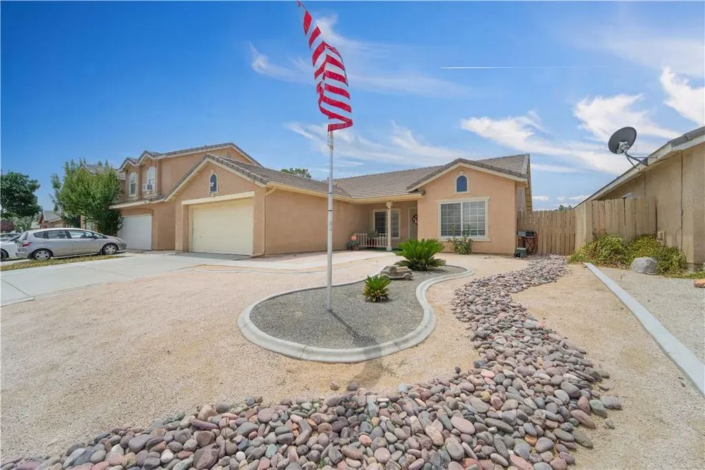 3788 Bottlebrush, Rosamond