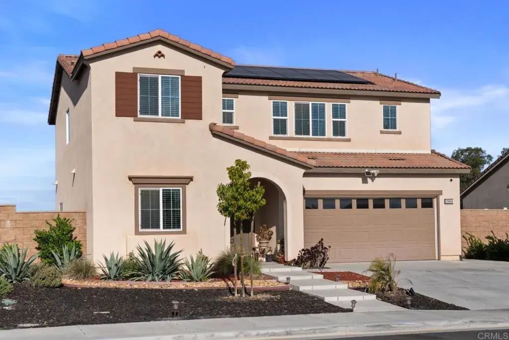28464 Fressia Drive, Winchester