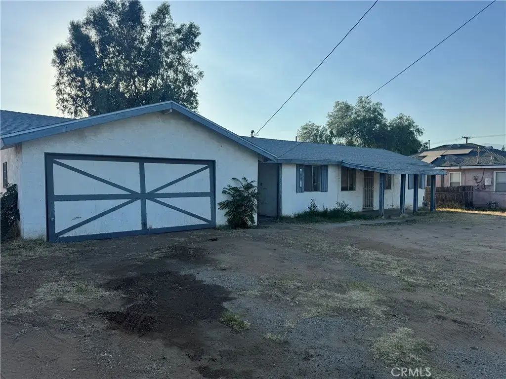 6241 Baker, Jurupa Valley