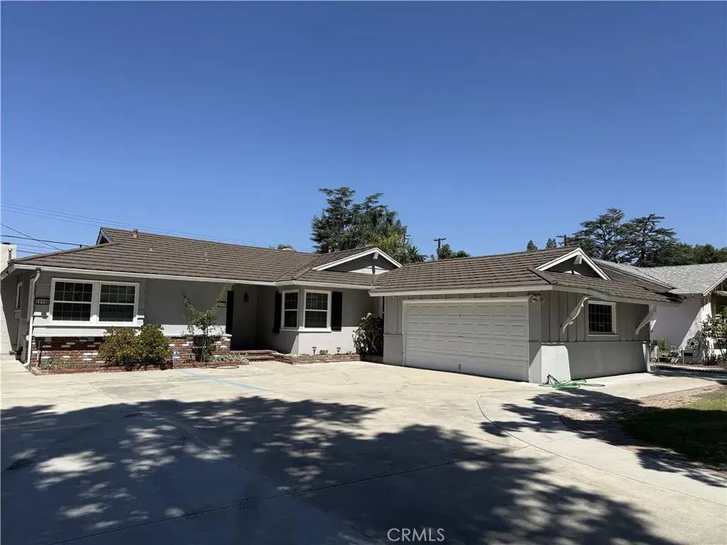2211 S 8th, Arcadia